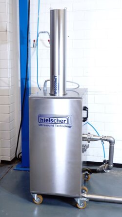 1780293929178219.jpg UIP6000hdT-industrial-probe-ultrasonicator-HielscherUltrasonics-250x444.jpg