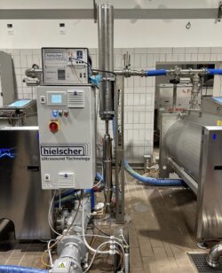 1780293977356903.jpg UIP6000hdT-industrial-probe-ultrasonicator-6000W-Hielscher-250x308.jpg